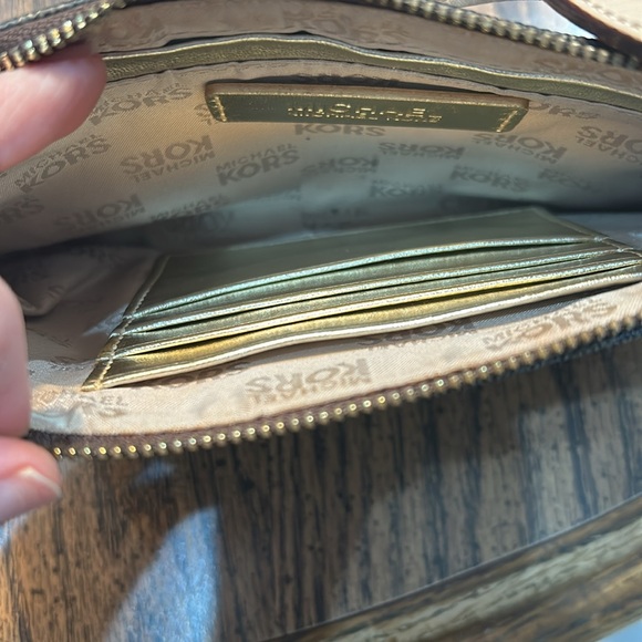 Bag - Picture 2 of 2